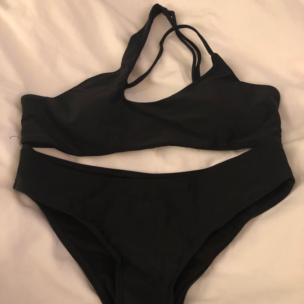 Shein Cut-Out One Shoulder Bikini NEW